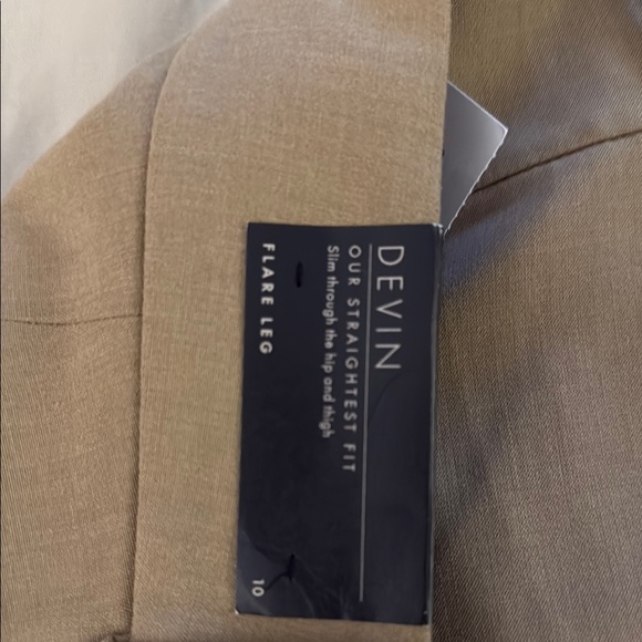 Ann Taylor Tan Trousers with Belt Loops and Tapered Fit - Picture 4 of 6